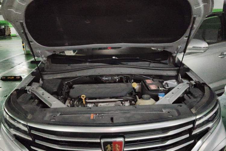 Used Roewe RX5 MAX 2019 400TGI Automatic Smart Cabin Luxury Edition Engine Bay