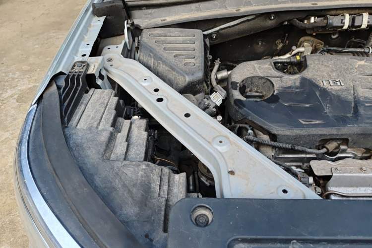 Used Roewe RX5 MAX 2019 300TGI Automatic 4G Connect Luxury Edition Engine Bay Right