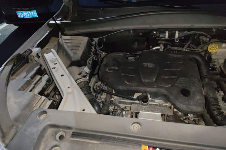 Used Roewe RX5 MAX 2019 300TGI Automatic 4G Connect Luxury Edition Engine Bay Right