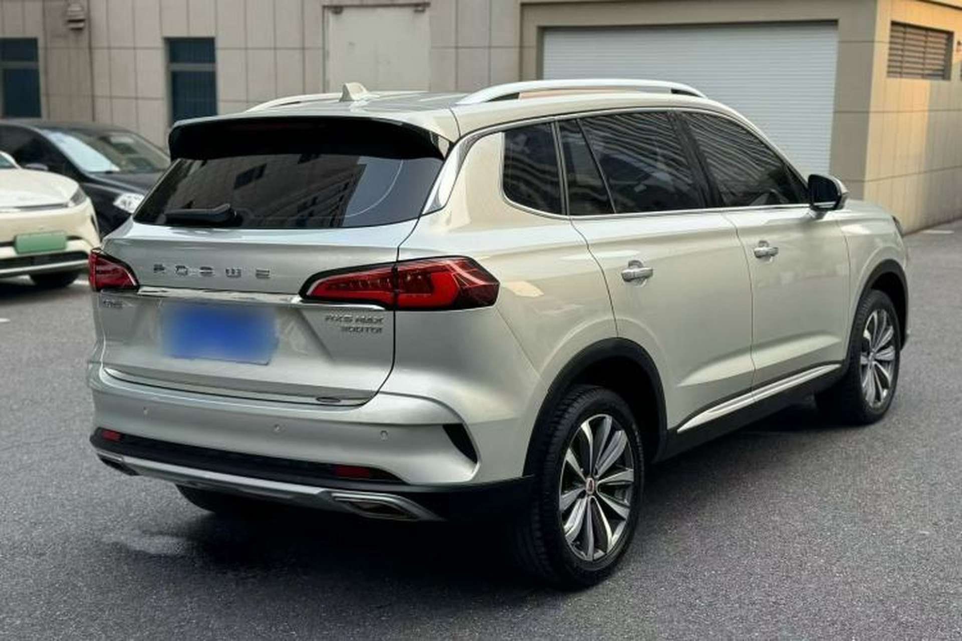 Used Roewe RX5 MAX 2019 300TGI Automatic Smart Cabin Luxury Edition Exterior 4