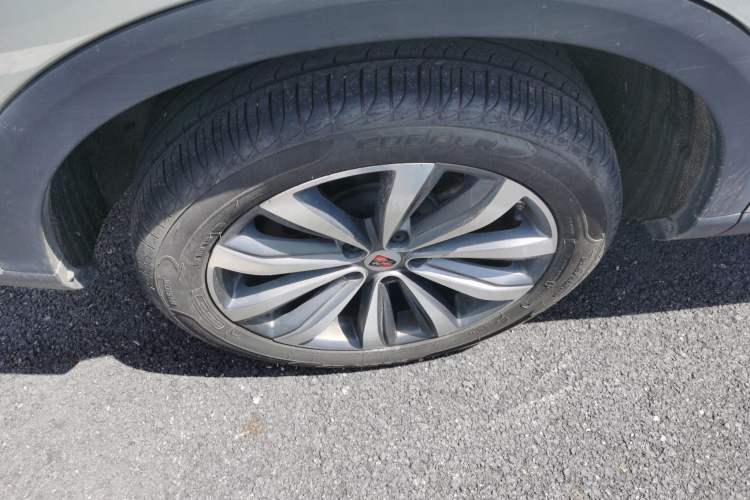 Used Roewe RX5 MAX 2019 300TGI Automatic 4G Connect Luxury Edition Exterior 5
