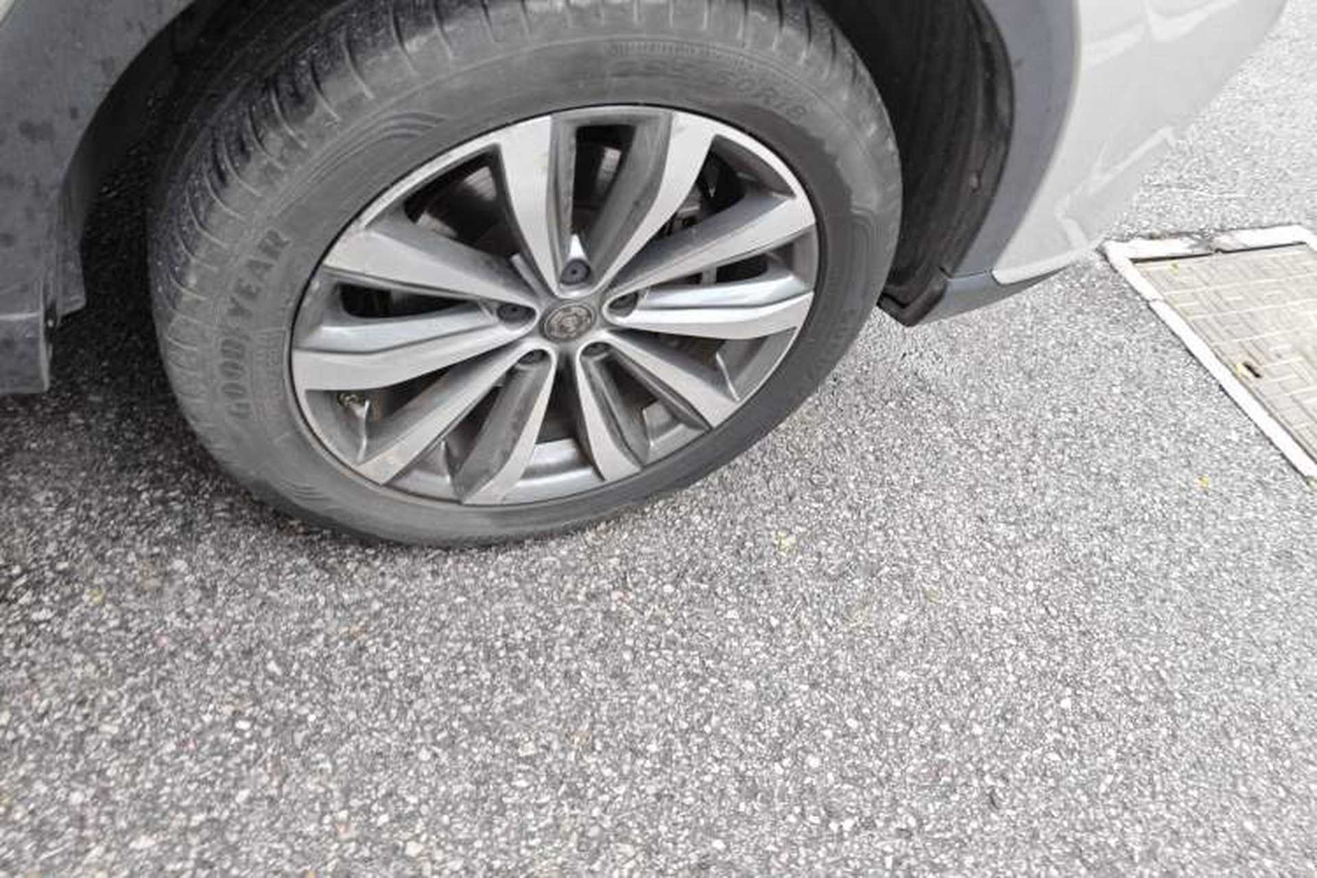 Used Roewe RX5 MAX 2019 300TGI Automatic 4G Connect Luxury Edition Exterior 7