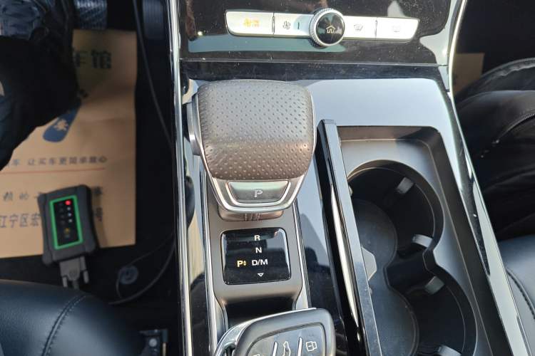 Used Roewe RX5 MAX 2019 300TGI Automatic Smart Cabin Luxury Edition Gear Lever