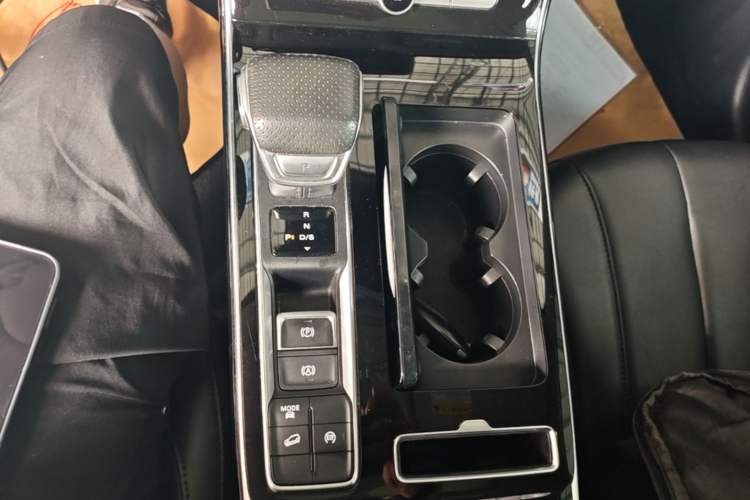 Used Roewe RX5 MAX 2019 400TGI Automatic Smart Cabin Flagship Edition Gear Lever