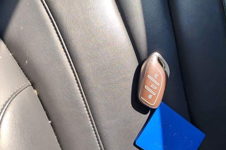 Used Roewe RX5 MAX 2019 400TGI Automatic Smart Cabin Flagship Edition Interior 1