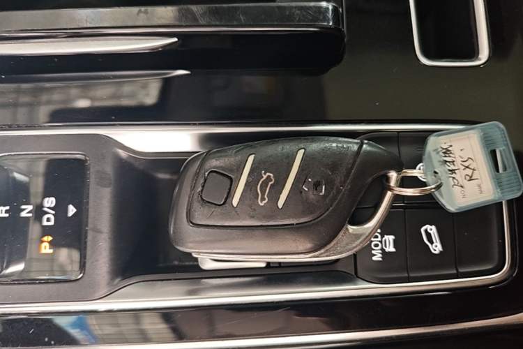 Used Roewe RX5 MAX 2019 400TGI Automatic Smart Cabin Flagship Edition Interior 1
