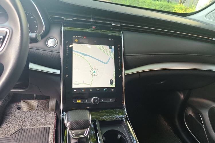 Used Roewe RX5 MAX 2019 300TGI Automatic 4G Connect Luxury Edition Interior 3