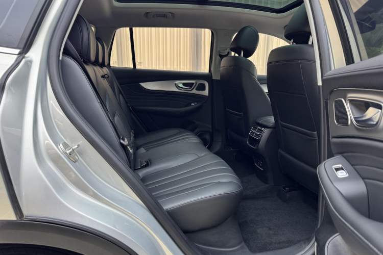 Used Roewe RX5 MAX 2019 300TGI Automatic Smart Cabin Luxury Edition Interior 5