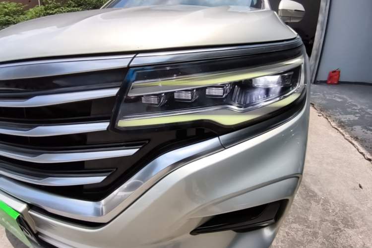 Used Roewe RX5 MAX 2019 300TGI Automatic 4G Connect Luxury Edition Left Front Headlight
