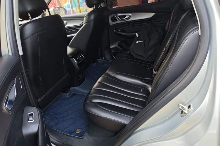 Used Roewe RX5 MAX 2019 300TGI Automatic 4G Connect Luxury Edition Left Rear Seat