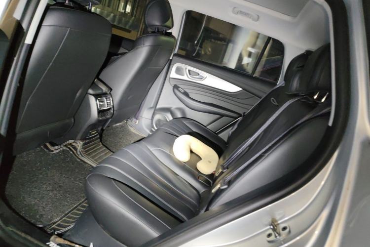 Used Roewe RX5 MAX 2019 300TGI Automatic 4G Connect Luxury Edition Left Rear Seat