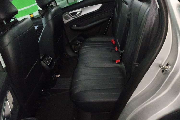 Used Roewe RX5 MAX 2019 400TGI Automatic Smart Cabin Luxury Edition Left Rear Seat