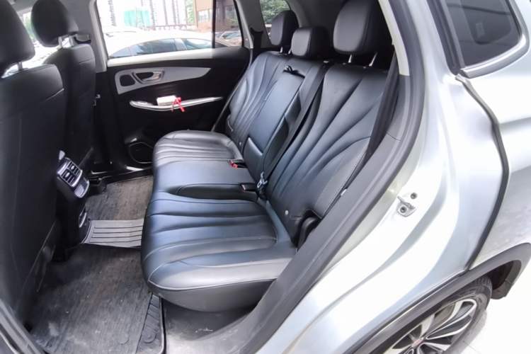 Used Roewe RX5 MAX 2019 300TGI Automatic 4G Connect Luxury Edition Left Rear Seat