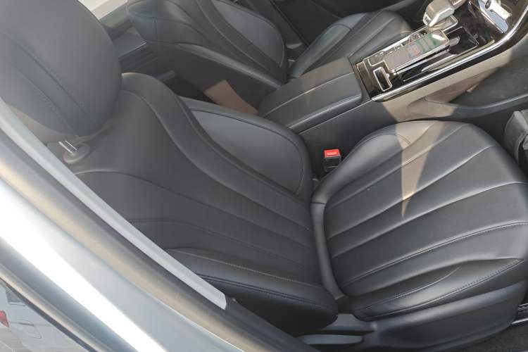 Used Roewe RX5 MAX 2019 300TGI Automatic Smart Cabin Luxury Edition Right Front Seat