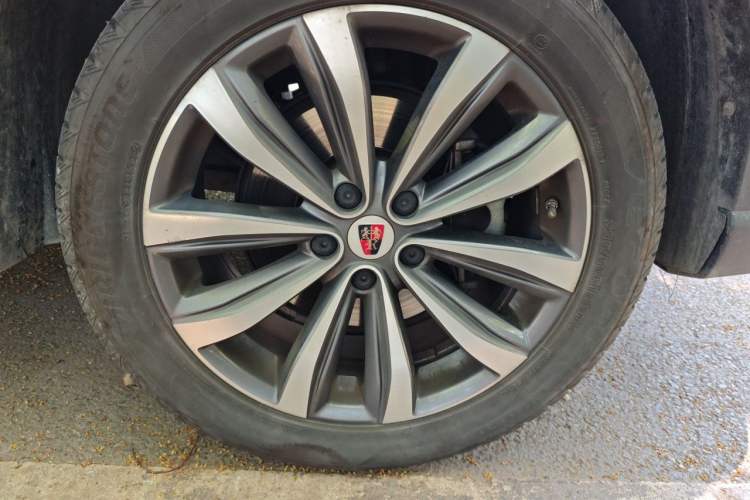 Used Roewe RX5 MAX 2019 300TGI Automatic Smart Cabin Luxury Edition Right Front Wheel Hub