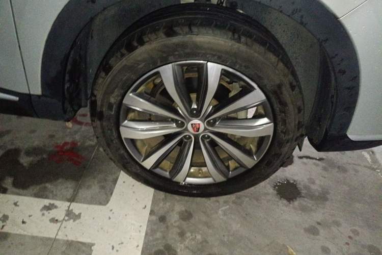 Used Roewe RX5 MAX 2019 300TGI Automatic Intelligent Driving Health Cabin Edition Right Front Wheel Hub