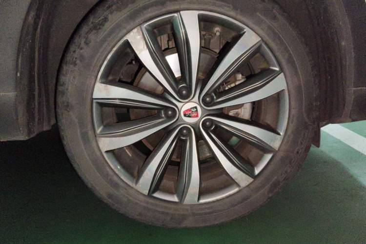 Used Roewe RX5 MAX 2019 400TGI Automatic Smart Cabin Luxury Edition Right Front Wheel Hub