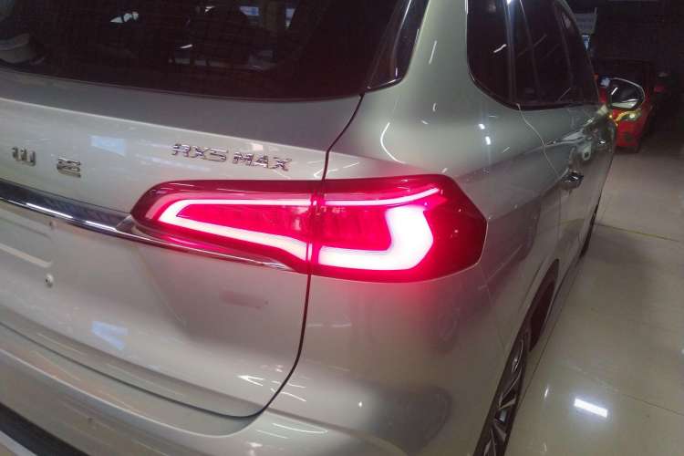 Used Roewe RX5 MAX 2019 300TGI Automatic 4G Connect Luxury Edition Right Rear Taillight