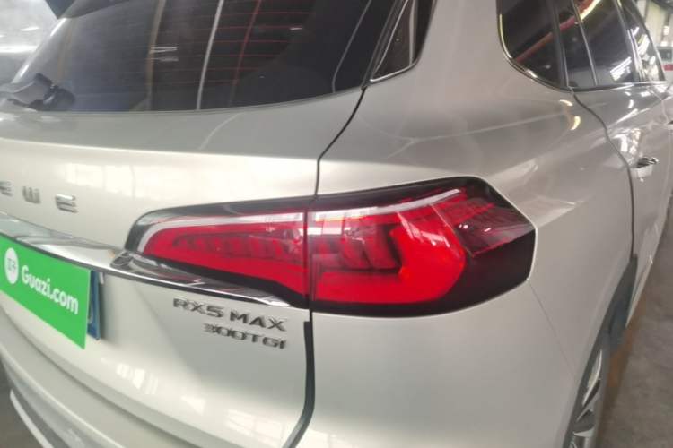 Used Roewe RX5 MAX 2019 300TGI Automatic Smart Cabin Luxury Edition Right Rear Taillight