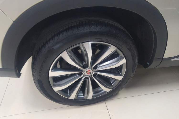 Used Roewe RX5 MAX 2019 300TGI Automatic 4G Connect Luxury Edition Right Rear Wheel Hub