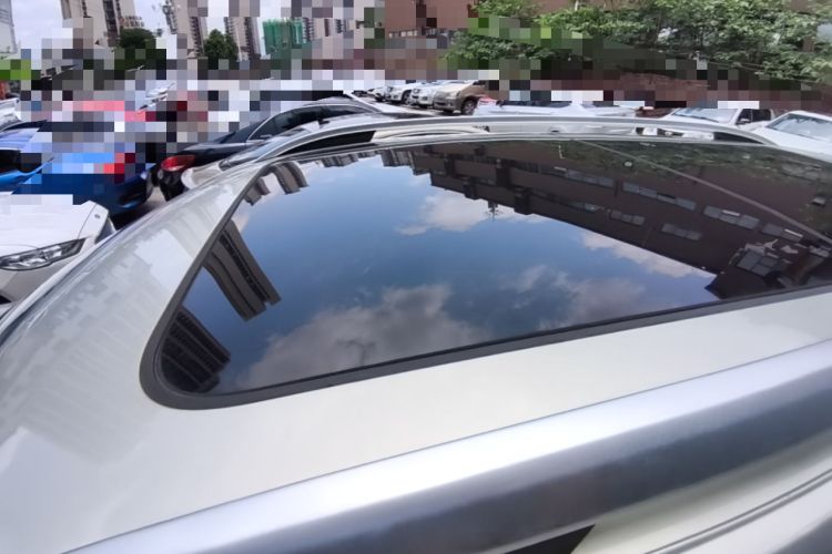 Used Roewe RX5 MAX 2019 300TGI Automatic 4G Connect Luxury Edition Roof