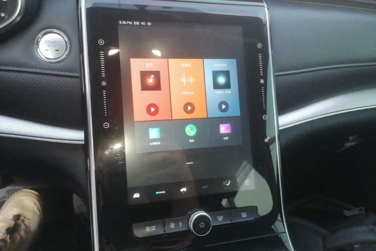 Used Roewe RX5 MAX 2021 Supreme Series 300TGI Automatic Luxury Cabin Edition Audio And AC Panel