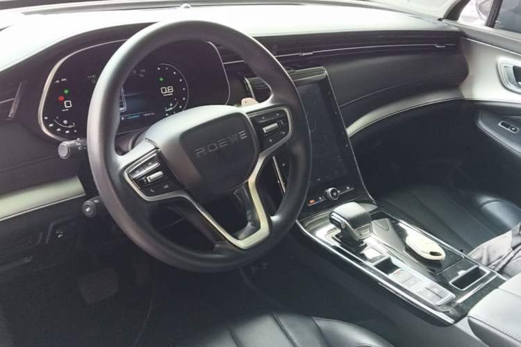 Used Roewe RX5 MAX 2021 Supreme Series 400TGI Automatic Luxury Cabin Edition Center Console