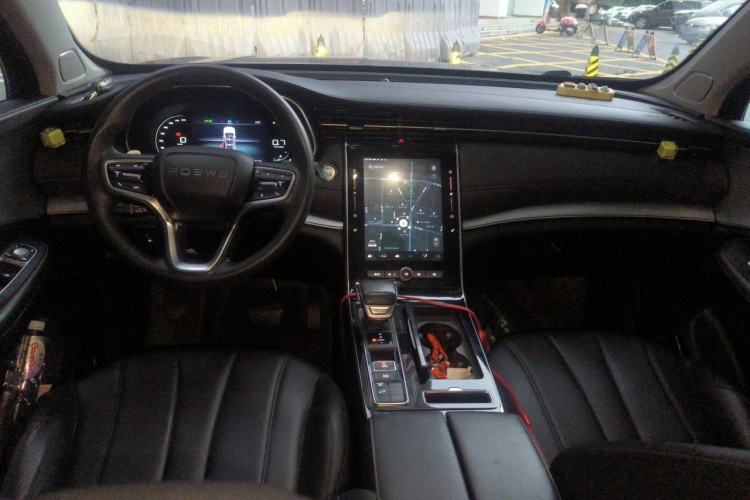 Used Roewe RX5 MAX 2021 Supreme Series 300TGI Automatic Luxury Cabin Edition Center Console