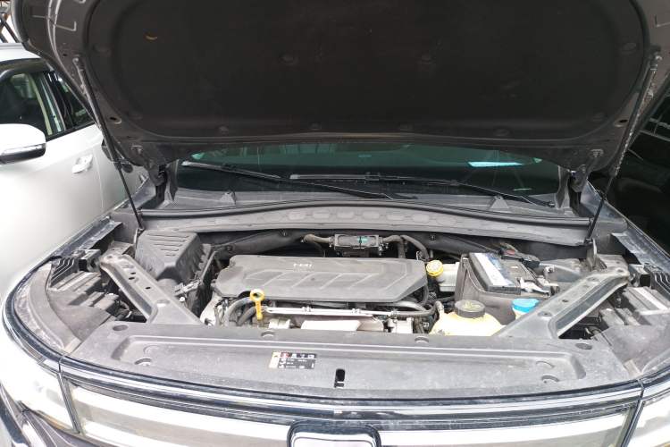 Used Roewe RX5 MAX 2021 Supreme Series 400TGI Automatic Luxury Cabin Edition Engine Bay