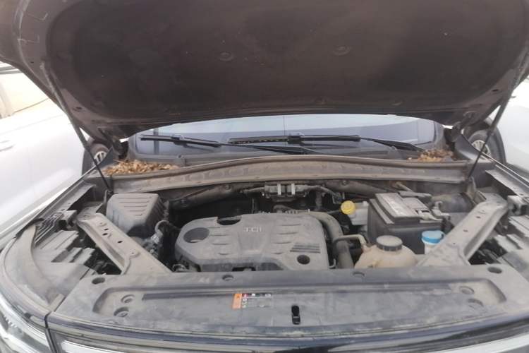 Used Roewe RX5 MAX 2021 Supreme Series 300TGI Automatic Luxury Cabin Edition Engine Bay