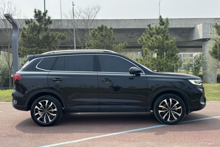 Used Roewe RX5 MAX 2021 Supreme Series 300TGI Automatic Luxury Cabin Edition Exterior 2