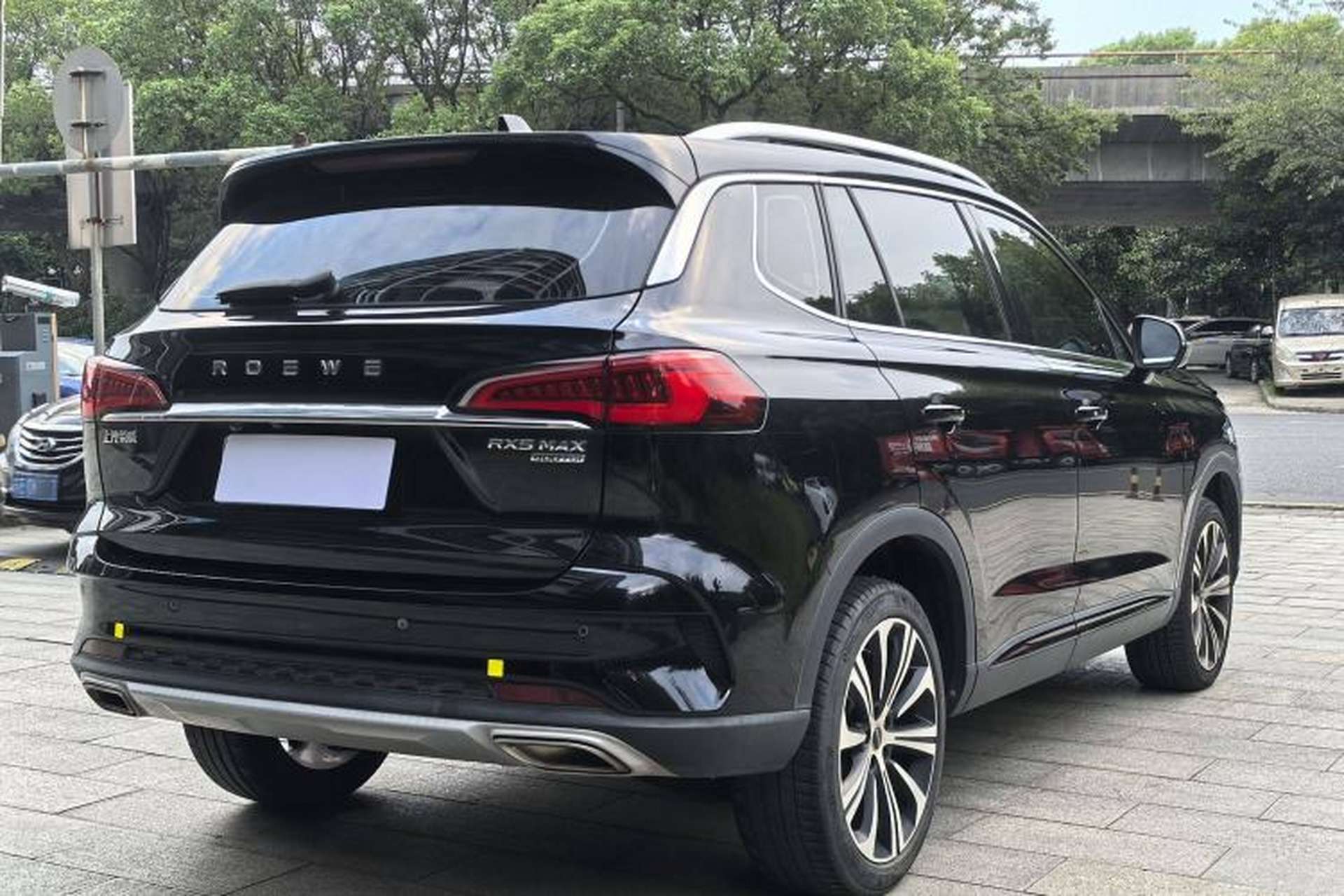 Used Roewe RX5 MAX 2021 Supreme Series 400TGI Automatic Luxury Cabin Edition Exterior 6