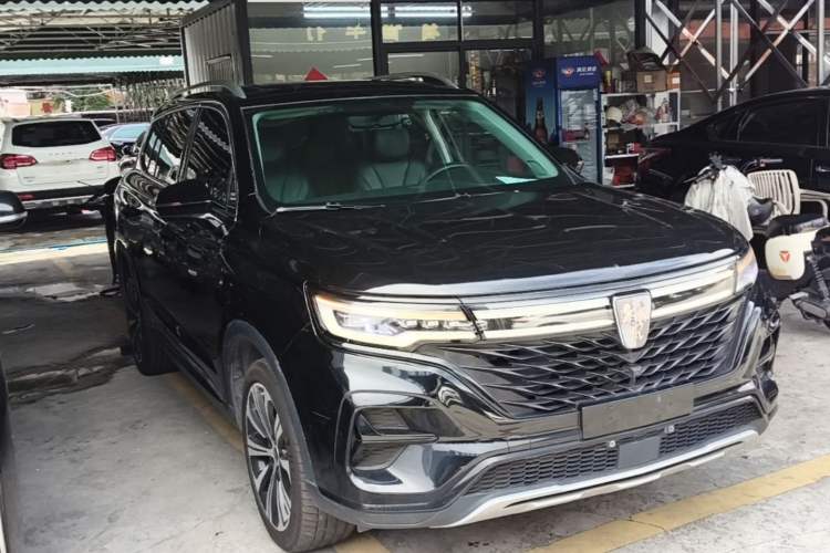 Used Roewe RX5 MAX 2021 Supreme Series 400TGI Automatic Luxury Cabin Edition Front Right 45 Deg
