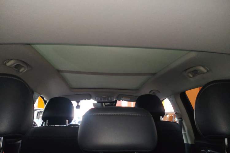 Used Roewe RX5 MAX 2021 Supreme Series 400TGI Automatic Smart Cabin Prestige Edition Headliner