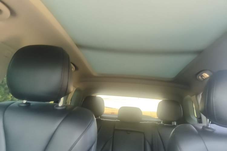 Used Roewe RX5 MAX 2021 Supreme Series 400TGI Automatic Luxury Cabin Edition Headliner