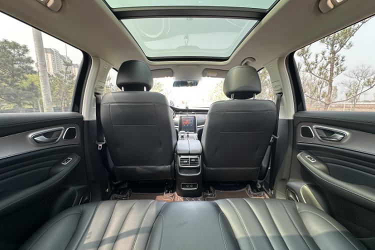 Used Roewe RX5 MAX 2021 Supreme Series 300TGI Automatic Luxury Cabin Edition Interior 3