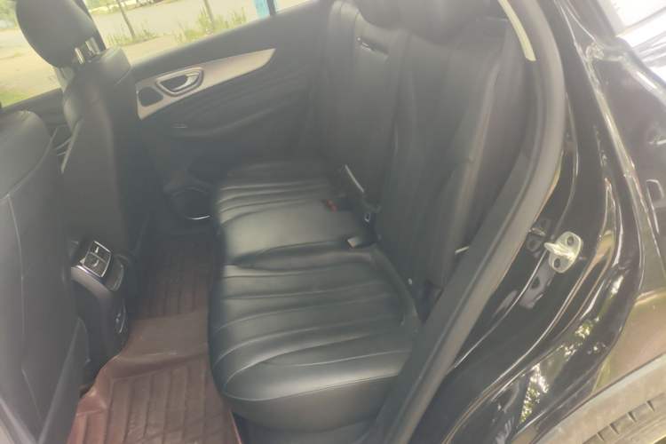 Used Roewe RX5 MAX 2021 Supreme Series 400TGI Automatic Luxury Cabin Edition Left Rear Seat