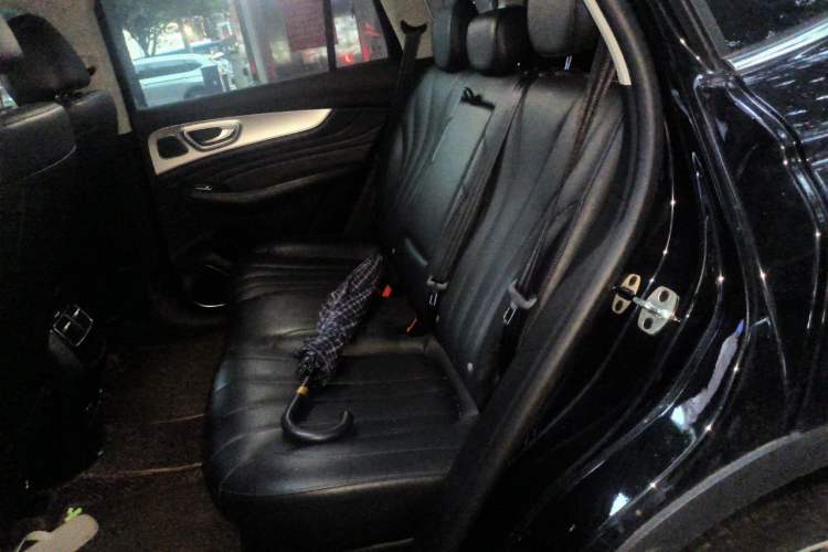 Used Roewe RX5 MAX 2021 Supreme Series 300TGI Automatic Luxury Cabin Edition Left Rear Seat