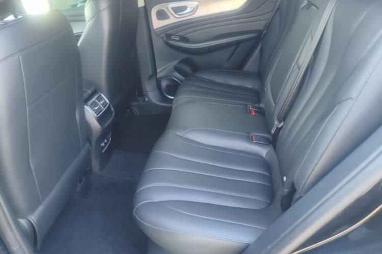 Used Roewe RX5 MAX 2021 Supreme Series 400TGI Automatic Luxury Cabin Edition Left Rear Seat