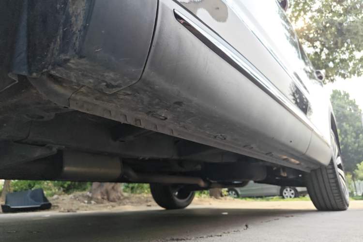 Used Roewe RX5 MAX 2021 Supreme Series 400TGI Automatic Smart Cabin Prestige Edition Left Side Sill