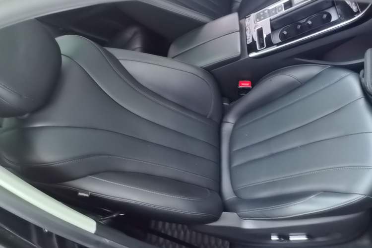 Used Roewe RX5 MAX 2021 Supreme Series 400TGI Automatic Smart Cabin Prestige Edition Right Front Seat