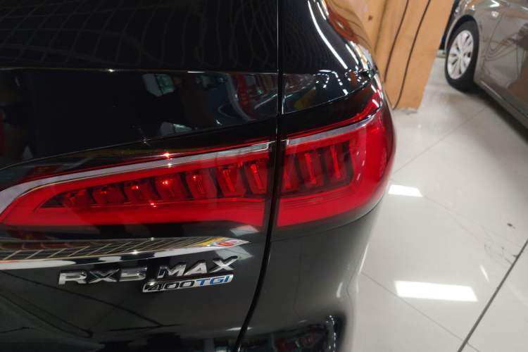 Used Roewe RX5 MAX 2021 Supreme Series 400TGI Automatic Smart Cabin Prestige Edition Right Rear Taillight