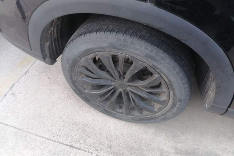 Used Roewe RX5 MAX 2021 Supreme Series 300TGI Automatic Luxury Cabin Edition Right Rear Wheel Hub