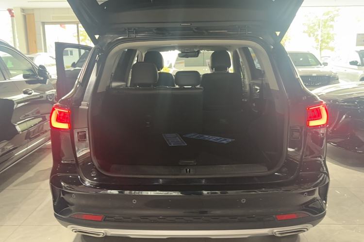 Used Roewe RX5 MAX 2021 Supreme Series 400TGI Automatic Smart Cabin Prestige Edition Trunk