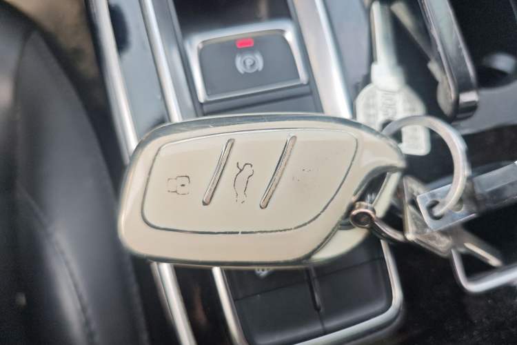 Used Roewe RX5 MAX 2021 Supreme Series 300TGI Automatic Luxury Cabin Edition Vehicle Key