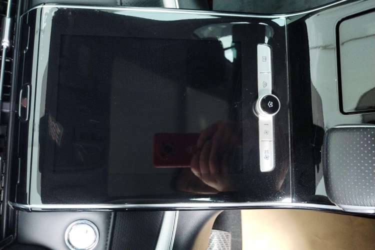 Used Roewe RX5 MAX 2021 Supreme Series 300TGI Automatic Smart Cabin Edition Audio And AC Panel