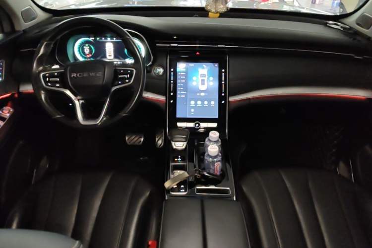 Used Roewe RX5 MAX 2021 Supreme Series 400TGI Automatic Smart Cabin Prestige Edition Center Console