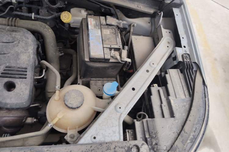 Used Roewe RX5 MAX 2021 Supreme Series 300TGI Automatic Luxury Cabin Edition Engine Bay Left
