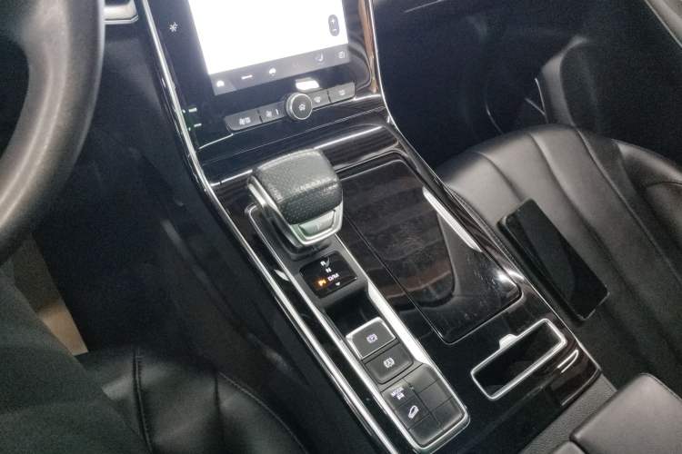 Used Roewe RX5 MAX 2021 Supreme Series 300TGI Automatic Luxury Cabin Edition Gear Lever