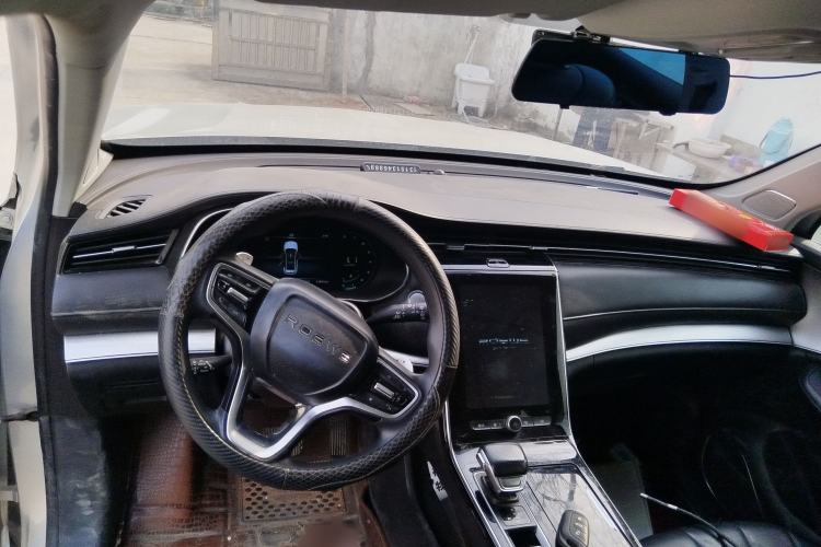 Used Roewe RX5 MAX 2021 Supreme Series 300TGI Automatic Luxury Cabin Edition Interior 2